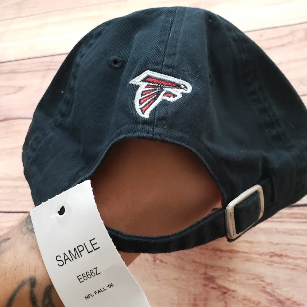 NEW Atlanta‎ Falcons Hat Cap Mens Black Red Strap Back NFL Football Reebok
